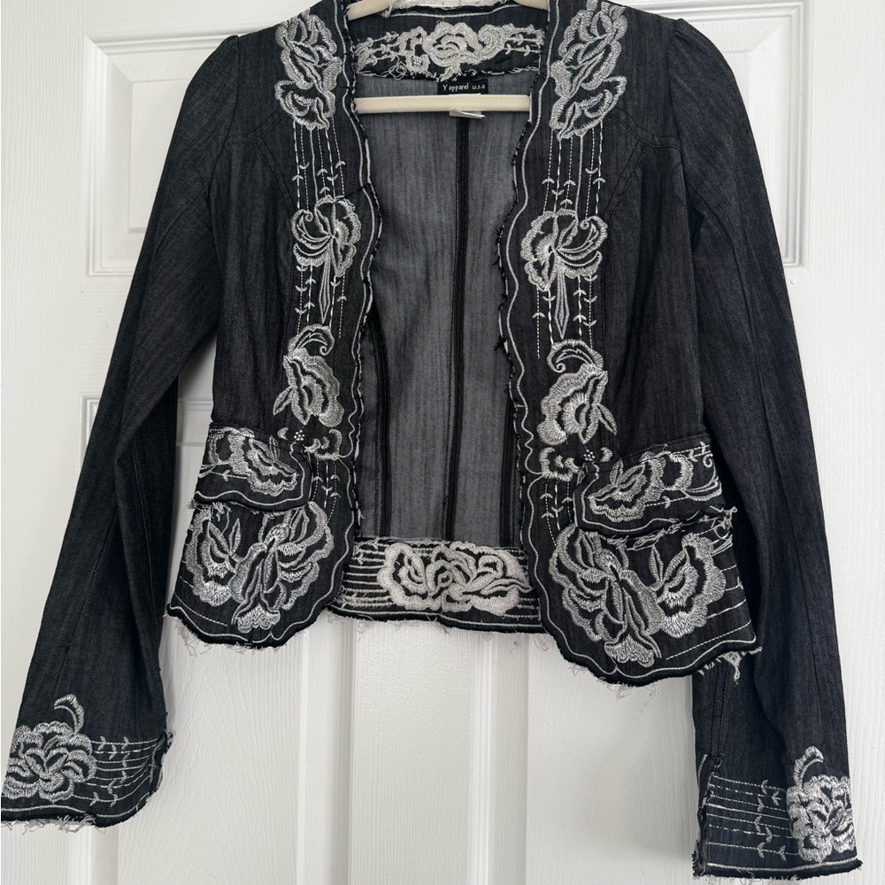 Frayed-edge Charcoal Blazer with Embroidery